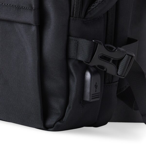 Mochila de Nylon USB 20 Litros - Image 5