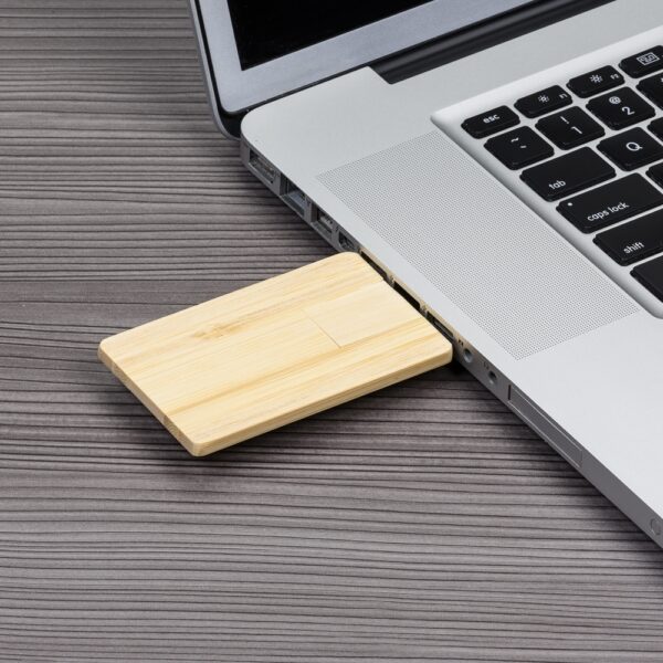 Pen Card Madeira 4GB/8GB/16GB - Image 2