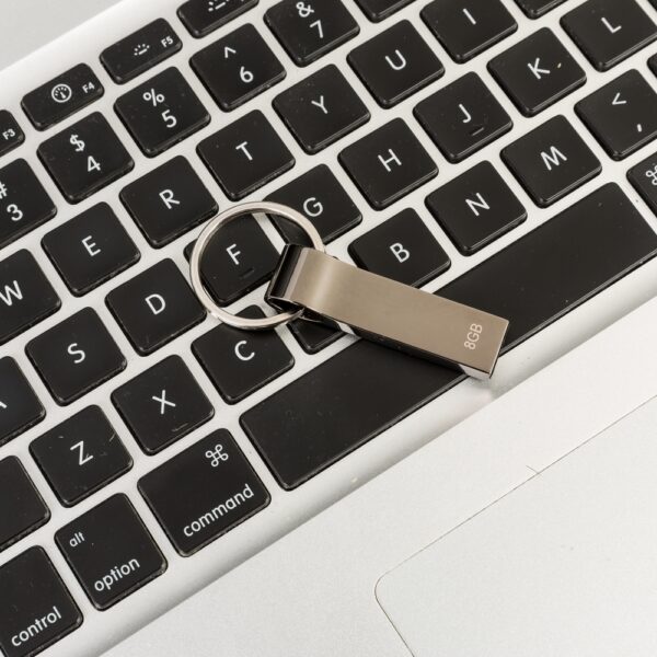 Pen Drive Style 4GB/8GB/16GB - Image 2